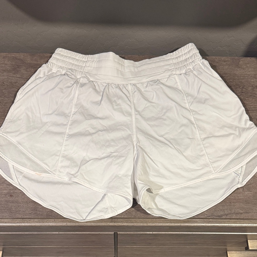 lululemon athletica hotty hot White Shorts